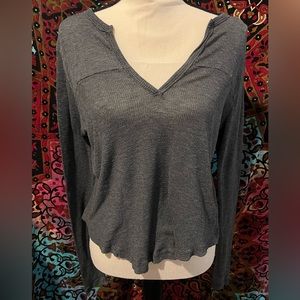 UO Ribbed V-Neck Top
